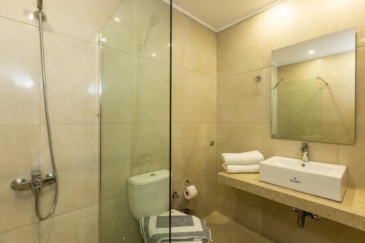 Villa Chnaris - Private Pool And Sauna Πέραμα Εξωτερικό φωτογραφία
